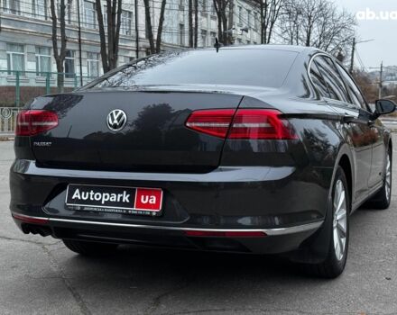 Серый Фольксваген Пассат, объемом двигателя 1.8 л и пробегом 215 тыс. км за 19990 $, фото 14 на Automoto.ua