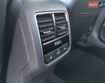 Серый Фольксваген Пассат, объемом двигателя 2 л и пробегом 154 тыс. км за 14690 $, фото 27 на Automoto.ua