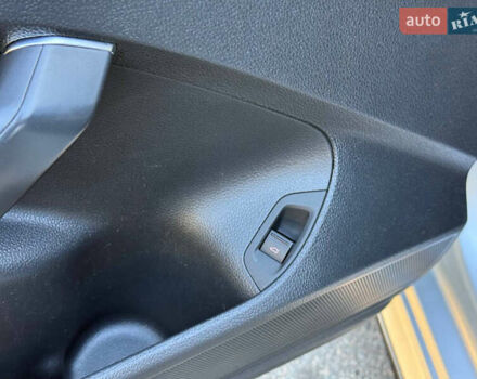 Сірий Фольксваген Пассат, об'ємом двигуна 2 л та пробігом 110 тис. км за 11699 $, фото 35 на Automoto.ua