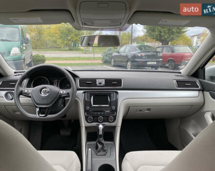 Серый Фольксваген Пассат, объемом двигателя 2 л и пробегом 158 тыс. км за 11900 $, фото 16 на Automoto.ua