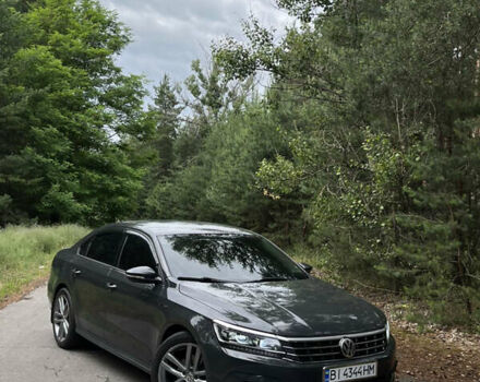 Серый Фольксваген Пассат, объемом двигателя 1.98 л и пробегом 132 тыс. км за 15500 $, фото 10 на Automoto.ua