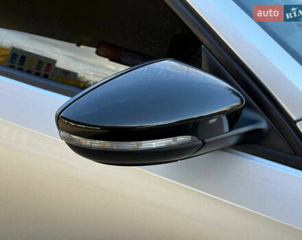 Сірий Фольксваген Пассат, об'ємом двигуна 2 л та пробігом 110 тис. км за 11699 $, фото 28 на Automoto.ua