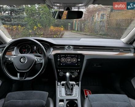 Сірий Фольксваген Пассат, об'ємом двигуна 2 л та пробігом 184 тис. км за 22490 $, фото 31 на Automoto.ua