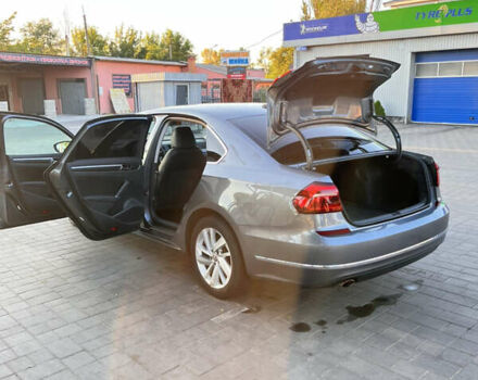 Серый Фольксваген Пассат, объемом двигателя 1.98 л и пробегом 139 тыс. км за 14400 $, фото 8 на Automoto.ua