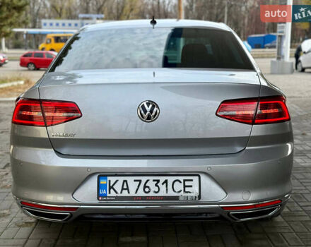 Серый Фольксваген Пассат, объемом двигателя 1.97 л и пробегом 145 тыс. км за 22500 $, фото 52 на Automoto.ua