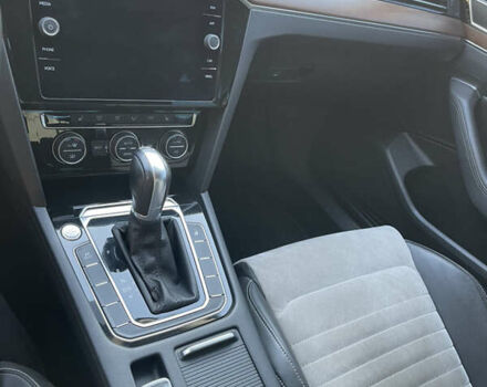 Серый Фольксваген Пассат, объемом двигателя 2 л и пробегом 160 тыс. км за 23500 $, фото 12 на Automoto.ua