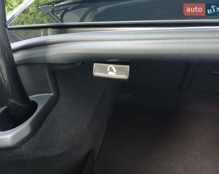 Серый Фольксваген Пассат, объемом двигателя 1.6 л и пробегом 145 тыс. км за 16300 $, фото 52 на Automoto.ua