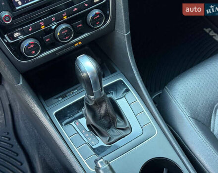 Сірий Фольксваген Пассат, об'ємом двигуна 2 л та пробігом 110 тис. км за 11699 $, фото 53 на Automoto.ua