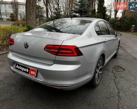 Сірий Фольксваген Пассат, об'ємом двигуна 2 л та пробігом 184 тис. км за 22490 $, фото 6 на Automoto.ua