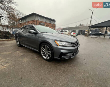 Серый Фольксваген Пассат, объемом двигателя 2 л и пробегом 131 тыс. км за 13800 $, фото 8 на Automoto.ua