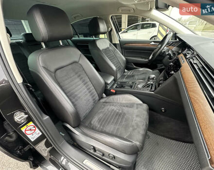 Серый Фольксваген Пассат, объемом двигателя 1.97 л и пробегом 153 тыс. км за 25999 $, фото 49 на Automoto.ua