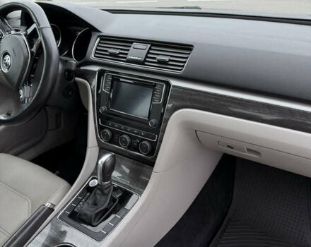 Серый Фольксваген Пассат, объемом двигателя 2 л и пробегом 160 тыс. км за 16200 $, фото 22 на Automoto.ua