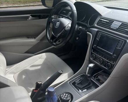 Серый Фольксваген Пассат, объемом двигателя 2 л и пробегом 123 тыс. км за 13700 $, фото 7 на Automoto.ua