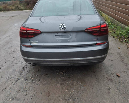 Сірий Фольксваген Пассат, об'ємом двигуна 2 л та пробігом 72 тис. км за 10700 $, фото 1 на Automoto.ua