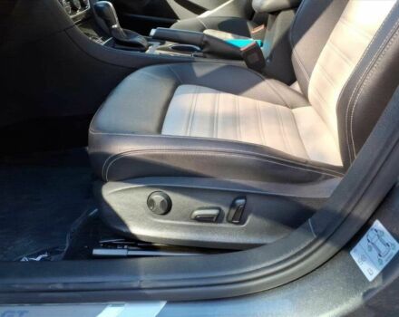 Фольксваген Пассат 2018 в Киеве на Automoto.ua Серый Фольксваген Пассат, объемом двигателя 3.6 л и пробегом 33 тыс. км за 6000 $, фото 10 на Automoto.ua