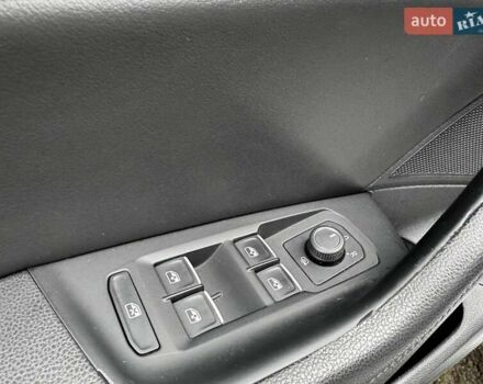 Сірий Фольксваген Пассат, об'ємом двигуна 2 л та пробігом 184 тис. км за 22490 $, фото 13 на Automoto.ua