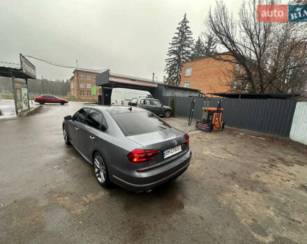 Серый Фольксваген Пассат, объемом двигателя 2 л и пробегом 131 тыс. км за 13800 $, фото 4 на Automoto.ua
