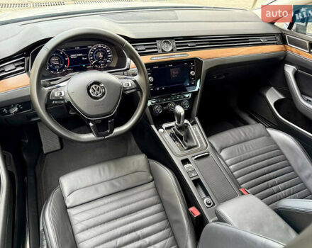 Серый Фольксваген Пассат, объемом двигателя 1.97 л и пробегом 145 тыс. км за 22500 $, фото 32 на Automoto.ua