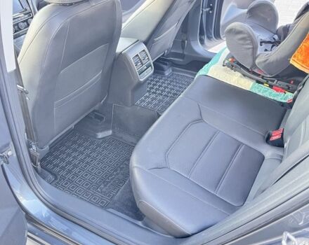 Серый Фольксваген Пассат, объемом двигателя 2 л и пробегом 139 тыс. км за 13500 $, фото 7 на Automoto.ua