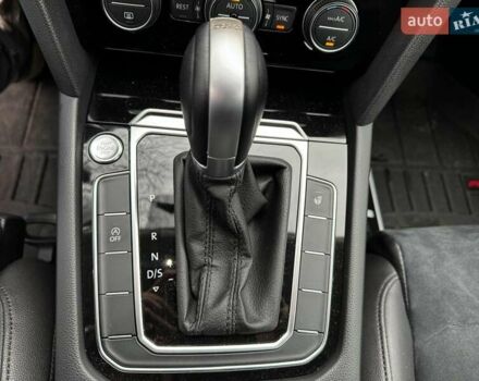 Сірий Фольксваген Пассат, об'ємом двигуна 2 л та пробігом 184 тис. км за 22490 $, фото 23 на Automoto.ua