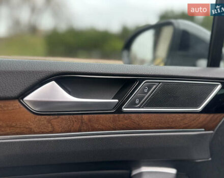 Серый Фольксваген Пассат, объемом двигателя 1.97 л и пробегом 153 тыс. км за 25999 $, фото 10 на Automoto.ua