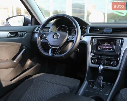 Сірий Фольксваген Пассат, об'ємом двигуна 2 л та пробігом 122 тис. км за 14800 $, фото 10 на Automoto.ua