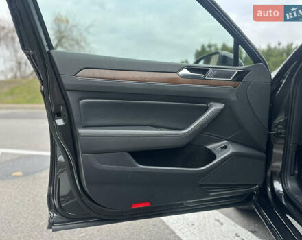 Серый Фольксваген Пассат, объемом двигателя 1.97 л и пробегом 153 тыс. км за 25999 $, фото 9 на Automoto.ua