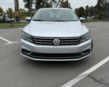 Серый Фольксваген Пассат, объемом двигателя 2 л и пробегом 160 тыс. км за 16200 $, фото 1 на Automoto.ua