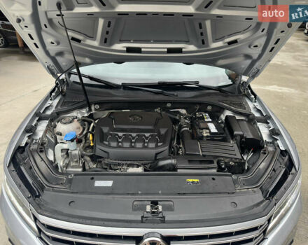 Фольксваген Пассат 2018 в Белой Церкве на Automoto.ua Серый Фольксваген Пассат, объемом двигателя 2 л и пробегом 92 тыс. км за 18100 $, фото 25 на Automoto.ua