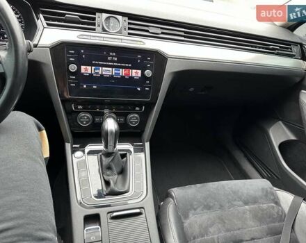 Сірий Фольксваген Пассат, об'ємом двигуна 2 л та пробігом 212 тис. км за 21500 $, фото 11 на Automoto.ua