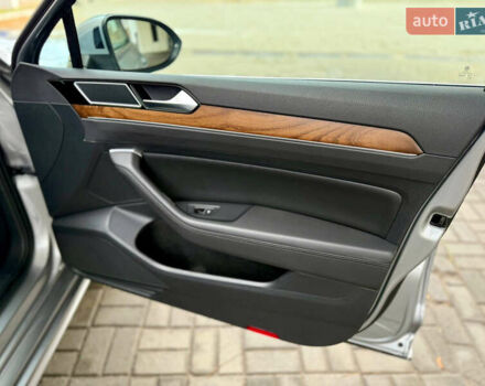 Серый Фольксваген Пассат, объемом двигателя 1.97 л и пробегом 145 тыс. км за 22500 $, фото 46 на Automoto.ua