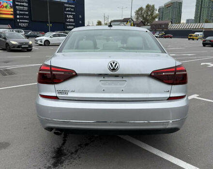 Серый Фольксваген Пассат, объемом двигателя 2 л и пробегом 160 тыс. км за 16200 $, фото 4 на Automoto.ua