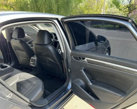 Серый Фольксваген Пассат, объемом двигателя 2 л и пробегом 100 тыс. км за 15700 $, фото 9 на Automoto.ua