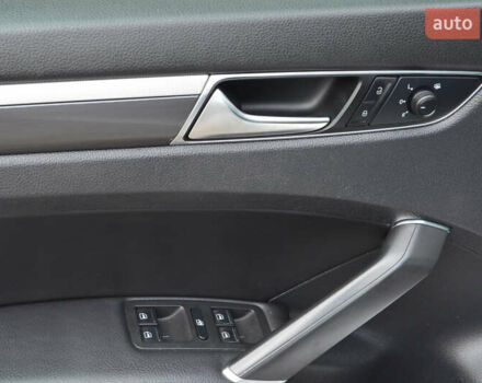 Серый Фольксваген Пассат, объемом двигателя 2 л и пробегом 48 тыс. км за 16900 $, фото 31 на Automoto.ua