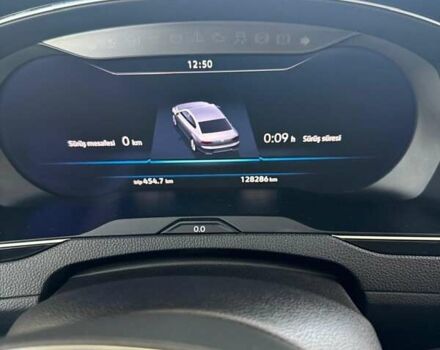 Серый Фольксваген Пассат, объемом двигателя 1.97 л и пробегом 128 тыс. км за 27000 $, фото 10 на Automoto.ua