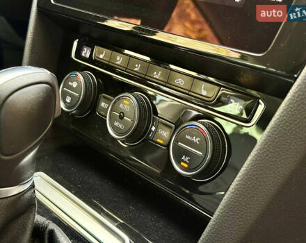 Серый Фольксваген Пассат, объемом двигателя 1.97 л и пробегом 145 тыс. км за 22500 $, фото 42 на Automoto.ua