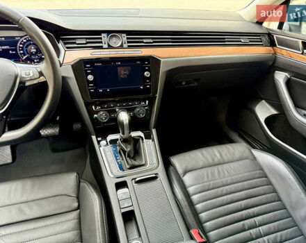 Серый Фольксваген Пассат, объемом двигателя 1.97 л и пробегом 145 тыс. км за 22500 $, фото 31 на Automoto.ua