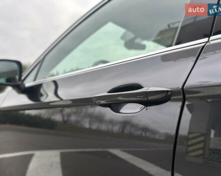 Серый Фольксваген Пассат, объемом двигателя 1.97 л и пробегом 153 тыс. км за 25999 $, фото 7 на Automoto.ua