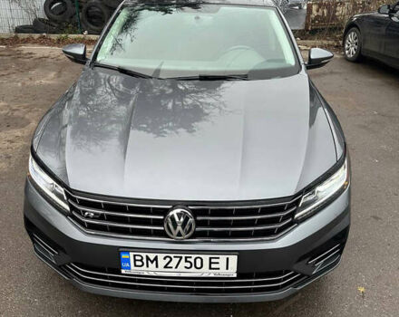 Серый Фольксваген Пассат, объемом двигателя 2 л и пробегом 131 тыс. км за 13800 $, фото 1 на Automoto.ua