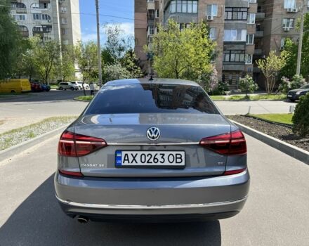 Серый Фольксваген Пассат, объемом двигателя 2 л и пробегом 100 тыс. км за 15700 $, фото 5 на Automoto.ua