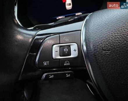 Серый Фольксваген Пассат, объемом двигателя 1.8 л и пробегом 215 тыс. км за 19990 $, фото 34 на Automoto.ua