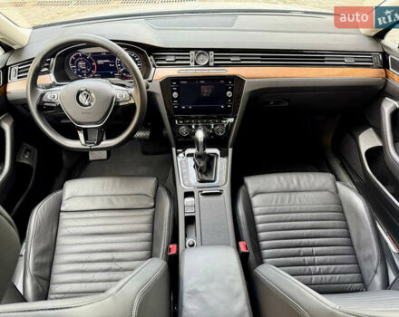 Серый Фольксваген Пассат, объемом двигателя 1.97 л и пробегом 145 тыс. км за 22500 $, фото 29 на Automoto.ua