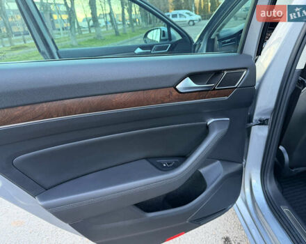 Серый Фольксваген Пассат, объемом двигателя 1.97 л и пробегом 123 тыс. км за 25500 $, фото 27 на Automoto.ua