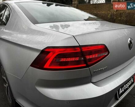 Сірий Фольксваген Пассат, об'ємом двигуна 2 л та пробігом 184 тис. км за 22490 $, фото 9 на Automoto.ua