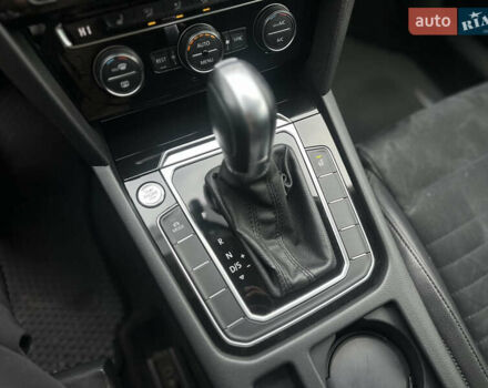 Серый Фольксваген Пассат, объемом двигателя 1.97 л и пробегом 153 тыс. км за 25999 $, фото 22 на Automoto.ua