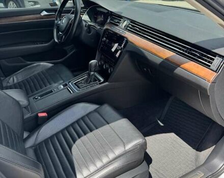 Серый Фольксваген Пассат, объемом двигателя 1.97 л и пробегом 128 тыс. км за 27000 $, фото 13 на Automoto.ua