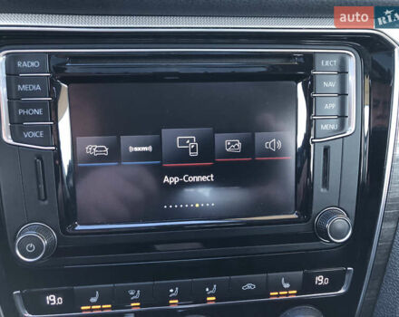 Серый Фольксваген Пассат, объемом двигателя 2 л и пробегом 153 тыс. км за 14990 $, фото 41 на Automoto.ua