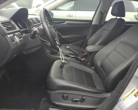 Серый Фольксваген Пассат, объемом двигателя 2 л и пробегом 56 тыс. км за 2900 $, фото 6 на Automoto.ua