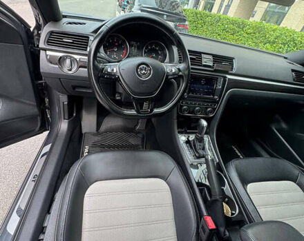 Серый Фольксваген Пассат, объемом двигателя 3.6 л и пробегом 95 тыс. км за 16300 $, фото 15 на Automoto.ua