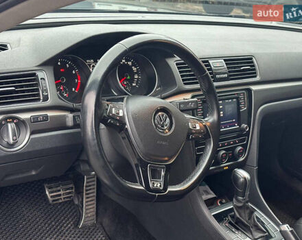 Серый Фольксваген Пассат, объемом двигателя 2 л и пробегом 131 тыс. км за 13800 $, фото 17 на Automoto.ua